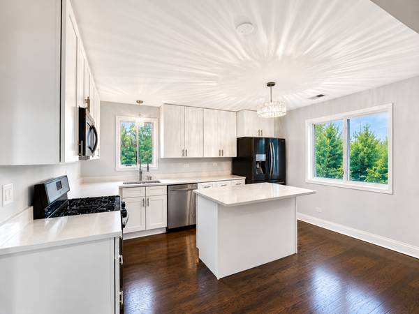 14949 Lakeview DR #102, Orland Park, IL 60462