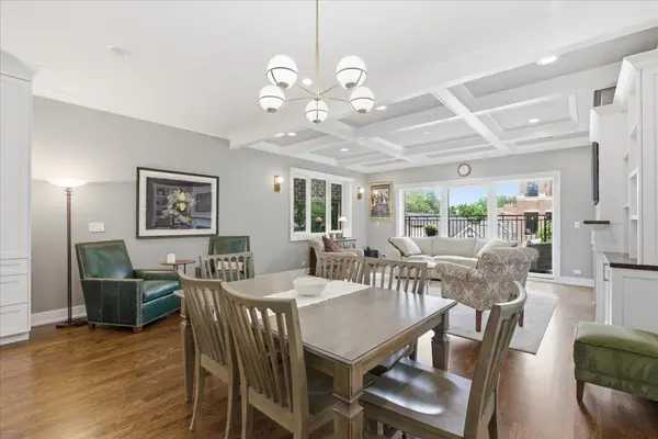 1321 W Wrightwood AVE #3, Chicago, IL 60614