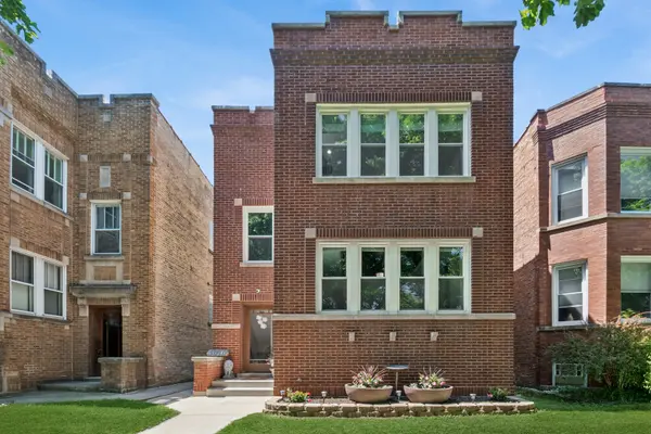 5010 N MAJOR AVE, Chicago, IL 60630