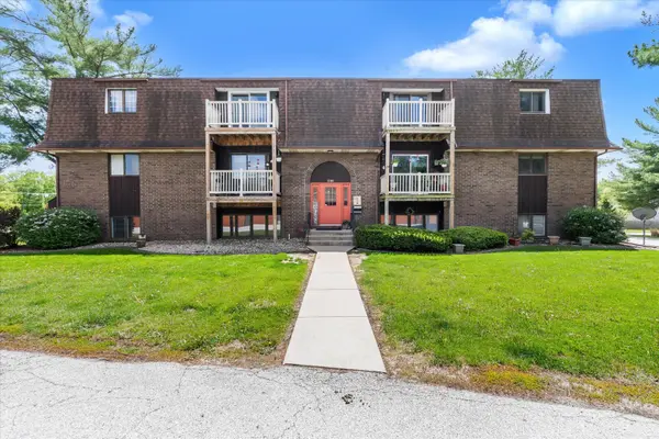 1249 48th AVE #16, East Moline, IL 61244