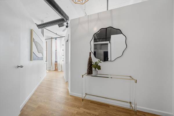 124 W Polk ST #406, Chicago, IL 60605