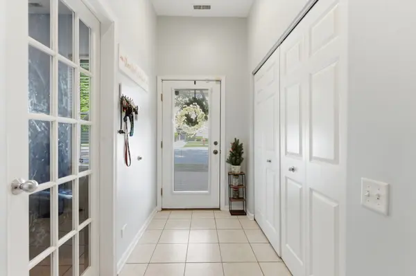 7308 CIRCLE AVE #2M, Forest Park, IL 60130