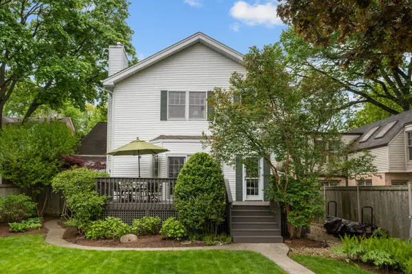 1087 Ash ST, Winnetka, IL 60093