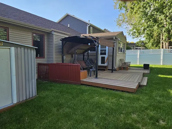 2740 Duggleby ST, Davenport, IA 52803