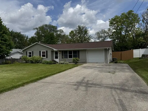 15013 Hartman DR, Romeoville, IL 60446