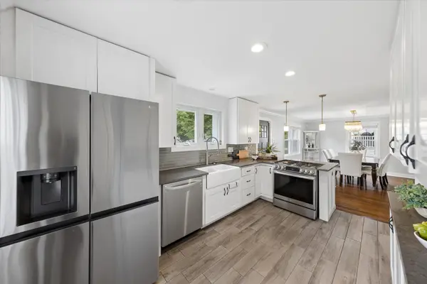 304 Bryant AVE, Glen Ellyn, IL 60137