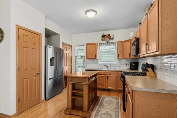 200 S Oak ST, Cortland, IL 60112