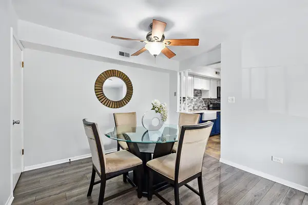 8924 W 140th ST #303, Orland Park, IL 60462