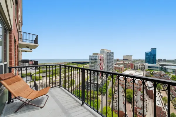 1717 S Prairie AVE #2207, Chicago, IL 60616
