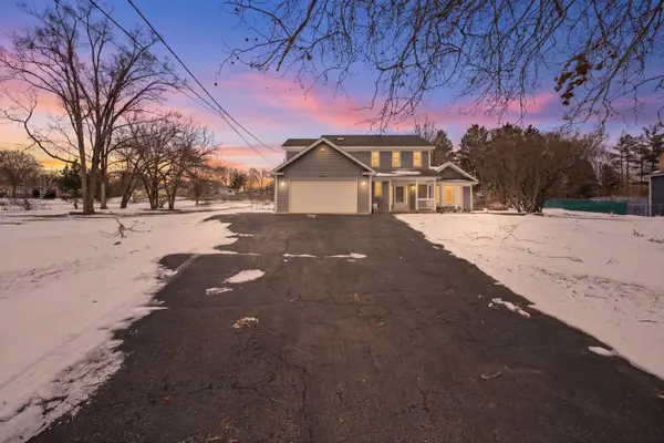19N963 Manito TRL, Algonquin, IL 60102