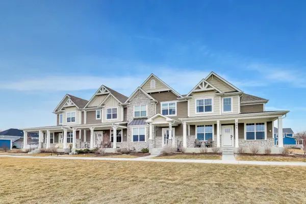 301 Didier CT #D, Buffalo Grove, IL 60089
