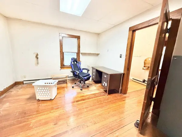 301 N Mclaren ST, Marion, IL 62959