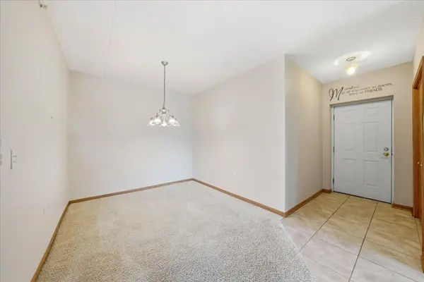 18550 Pine Lake DR #1a, Tinley Park, IL 60477