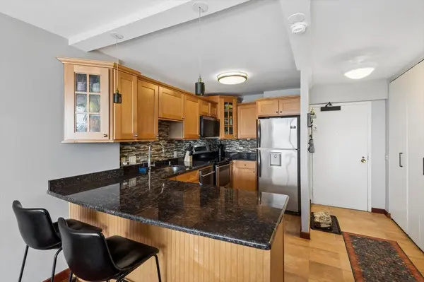 5415 N Sheridan RD #2315, Chicago, IL 60640