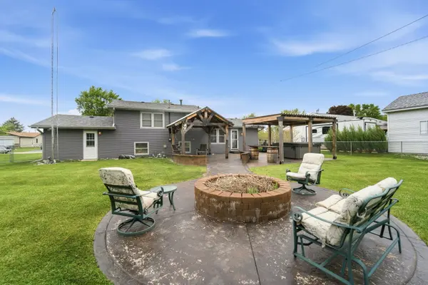 1937 Willow RD, Twin Lakes, WI 53181