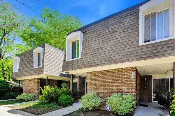 1623 W BELLE PLAINE AVE, Chicago, IL 60613