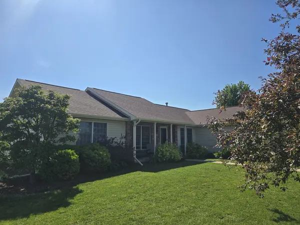 3308 Wynstone DR, Champaign, IL 61822