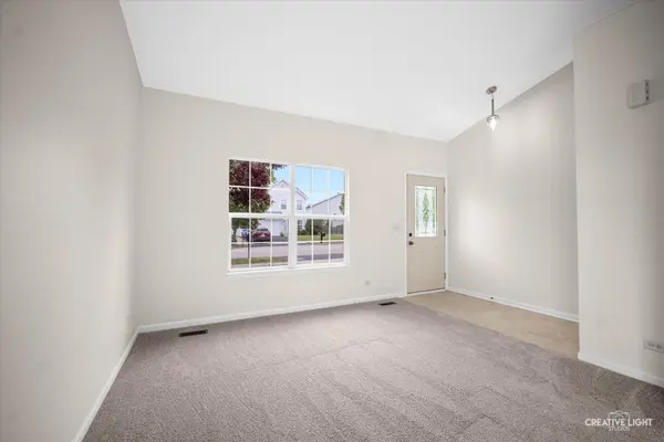 2275 Rebecca CIR, Montgomery, IL 60538