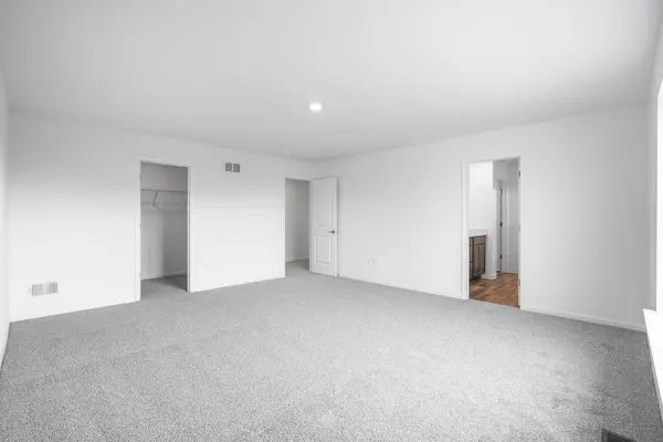 311 Twinleaf TRL, Yorkville, IL 60560