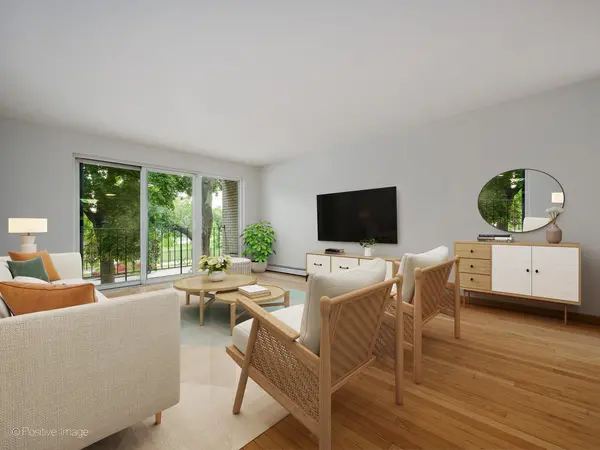 5470 W Higgins AVE #2W, Chicago, IL 60630