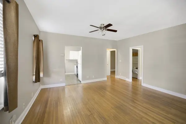 1349 Floresta, Crystal Lake, IL 60014