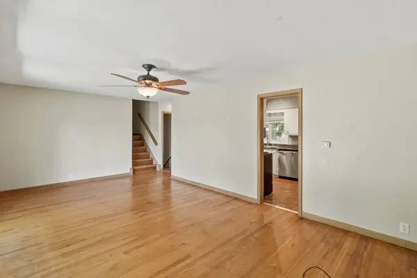 1817 Fairmeadows DR, Bettendorf, IA 52722