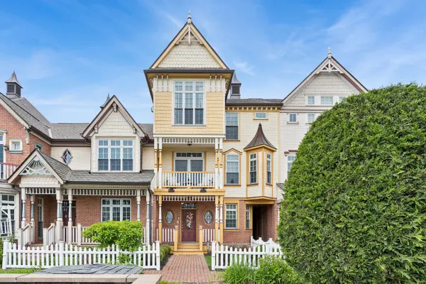 4147 Royal Mews CIR #204, Naperville, IL 60564