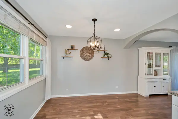 193 Grant DR, Bolingbrook, IL 60440