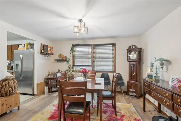 7356 W Addison ST, Chicago, IL 60634