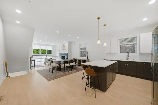 823 N Marshfield AVE #1, Chicago, IL 60622