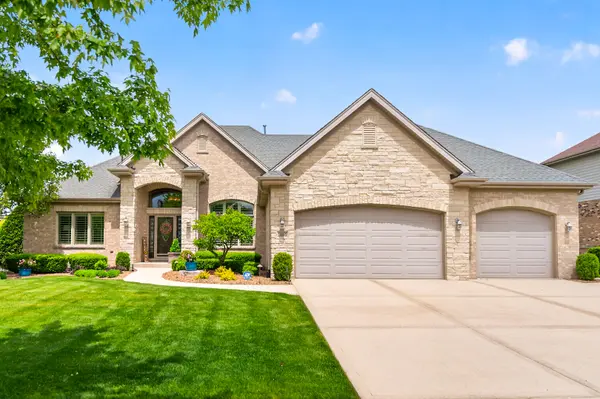 11680 Golden Gate DR, Mokena, IL 60448