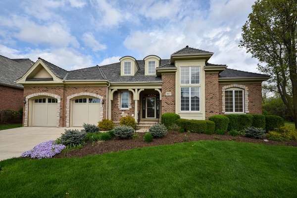 907 Middleton LN, Inverness, IL 60010