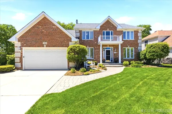 1914 N Ridge AVE, Arlington Heights, IL 60004