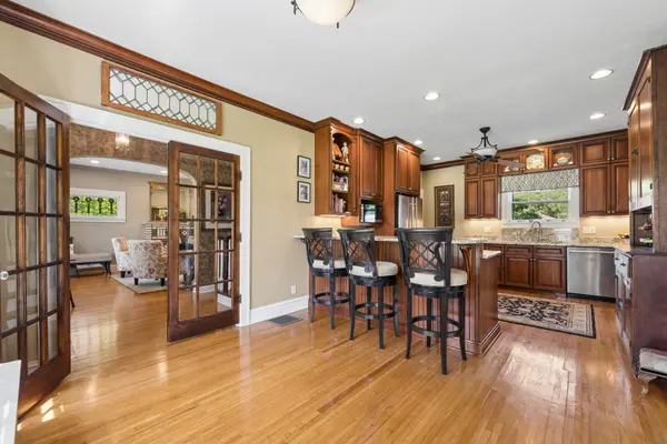 1103 Black RD, Joliet, IL 60435