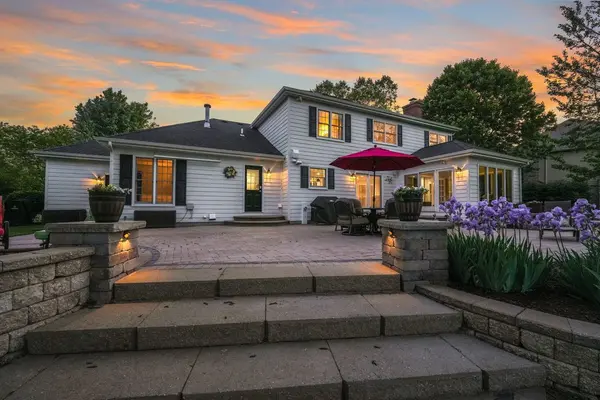 10545 Royal Porthcawl DR, Naperville, IL 60564
