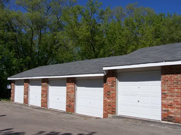 4306 SHAMROCK LN #2C, Mchenry, IL 60050