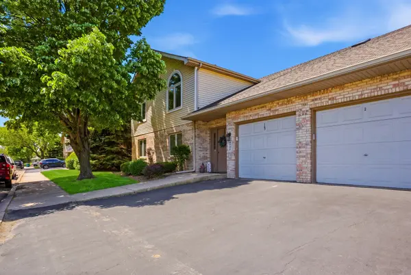 167 Barbara Jean LN #167, Joliet, IL 60436