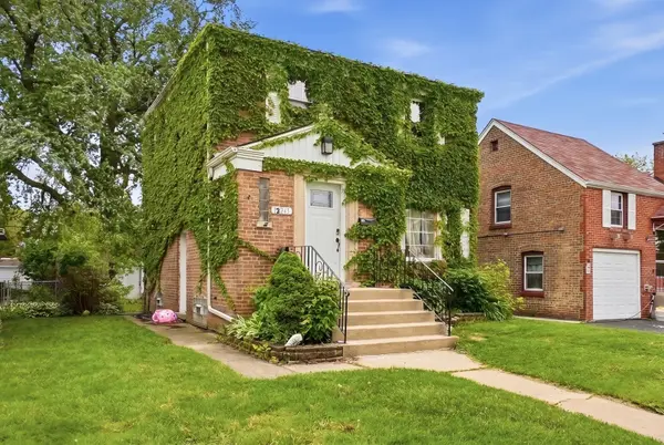 12243 ANN ST, Blue Island, IL 60406