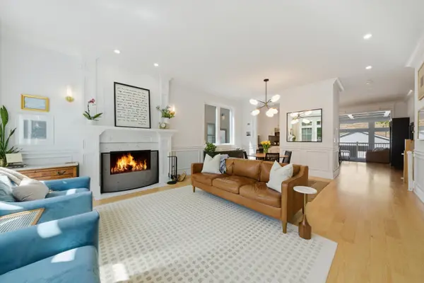 3310 N Harding AVE, Chicago, IL 60618