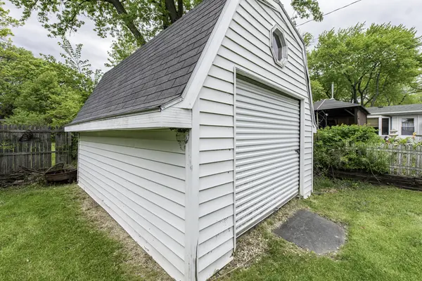 616 Highland AVE, Antioch, IL 60002
