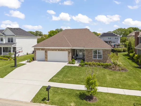 20963 Benjamin DR, Shorewood, IL 60404