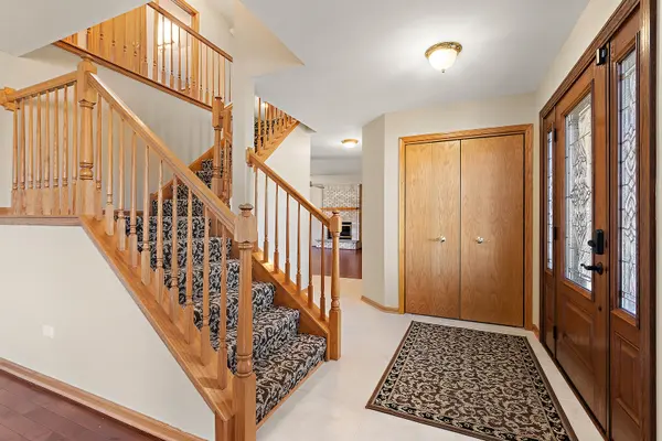 17915 Crooked Creek CT, Orland Park, IL 60467