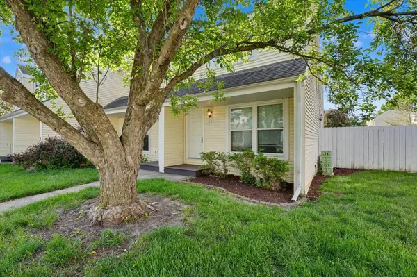2311 Galen DR #10, Champaign, IL 61821