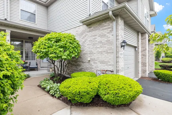 9051 Mansfield DR, Tinley Park, IL 60487