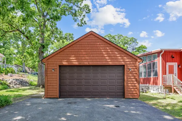28553 W Treetop RD, Ingleside, IL 60041