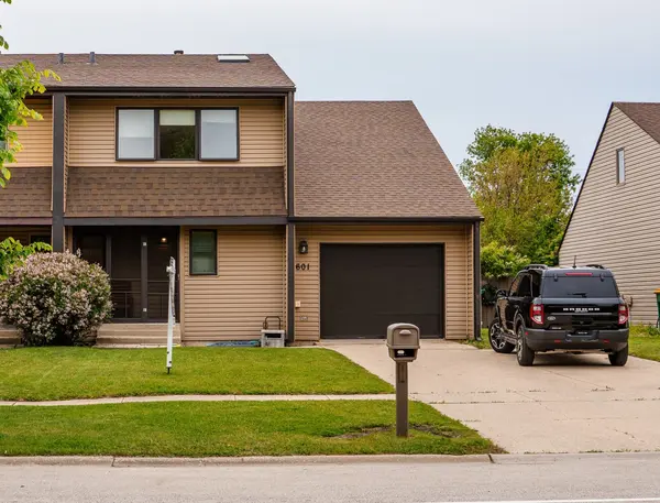 601 S Raven RD,  Shorewood,  IL 60404