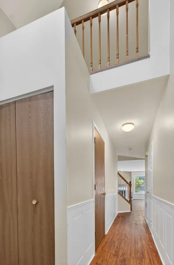 337 Inner Circle DR, Bolingbrook, IL 60490
