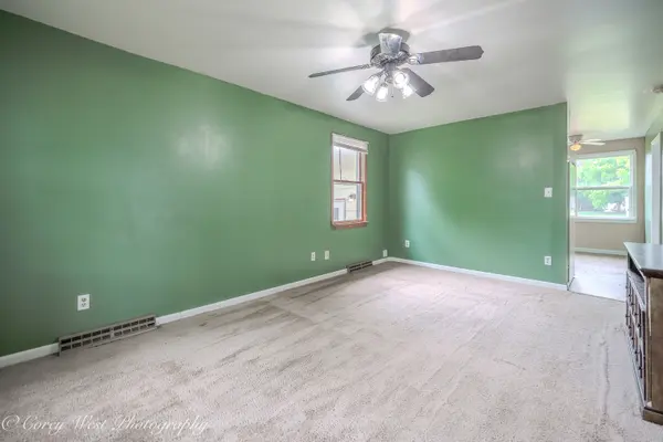 1515 Elmwood AVE, Dekalb, IL 60115
