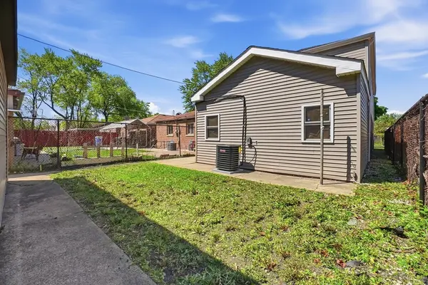 4447 S Leamington AVE, Chicago, IL 60638