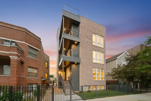 1244 N Kedzie AVE #2, Chicago, IL 60651